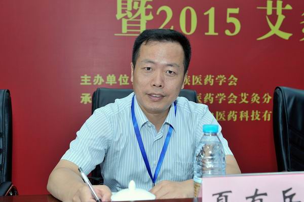 ���ķֻ��Ͼ�ҽ�ƴ�ѧ��У�����б������ڴ����ϯ̨����